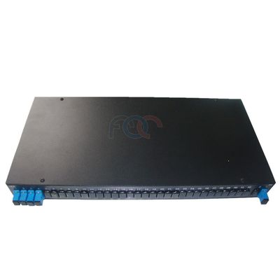FC SC LC STのコネクターとの1×4 LSZHポリ塩化ビニールの繊維光学のディバイダーG.657A 1260nm